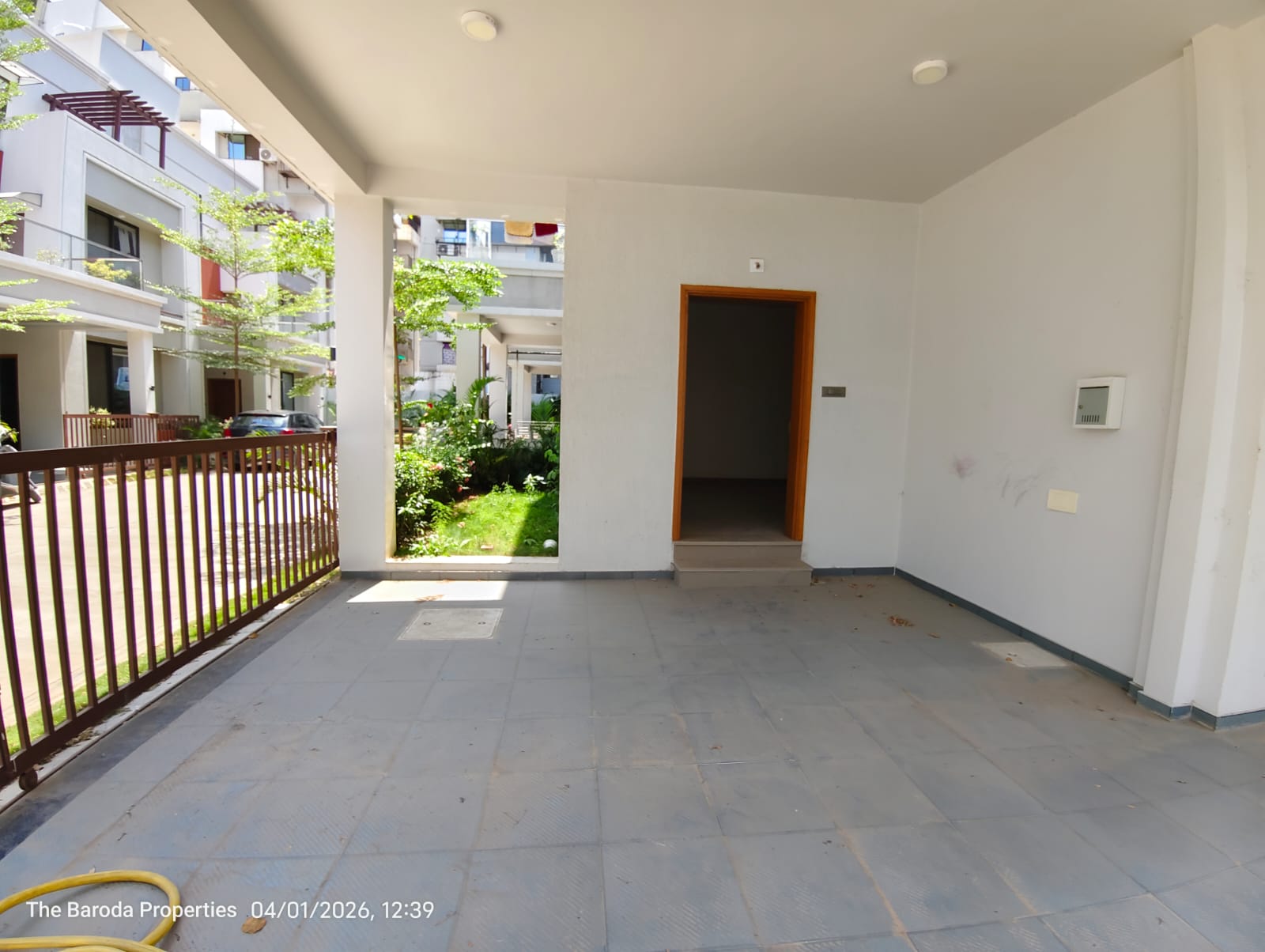 4Bhk Brand new Triplex for Rent in Bhayli